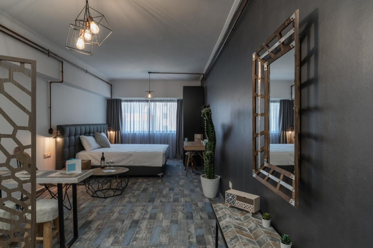 Amazing Apartments @ Aiolou Str. Афины Экстерьер фото