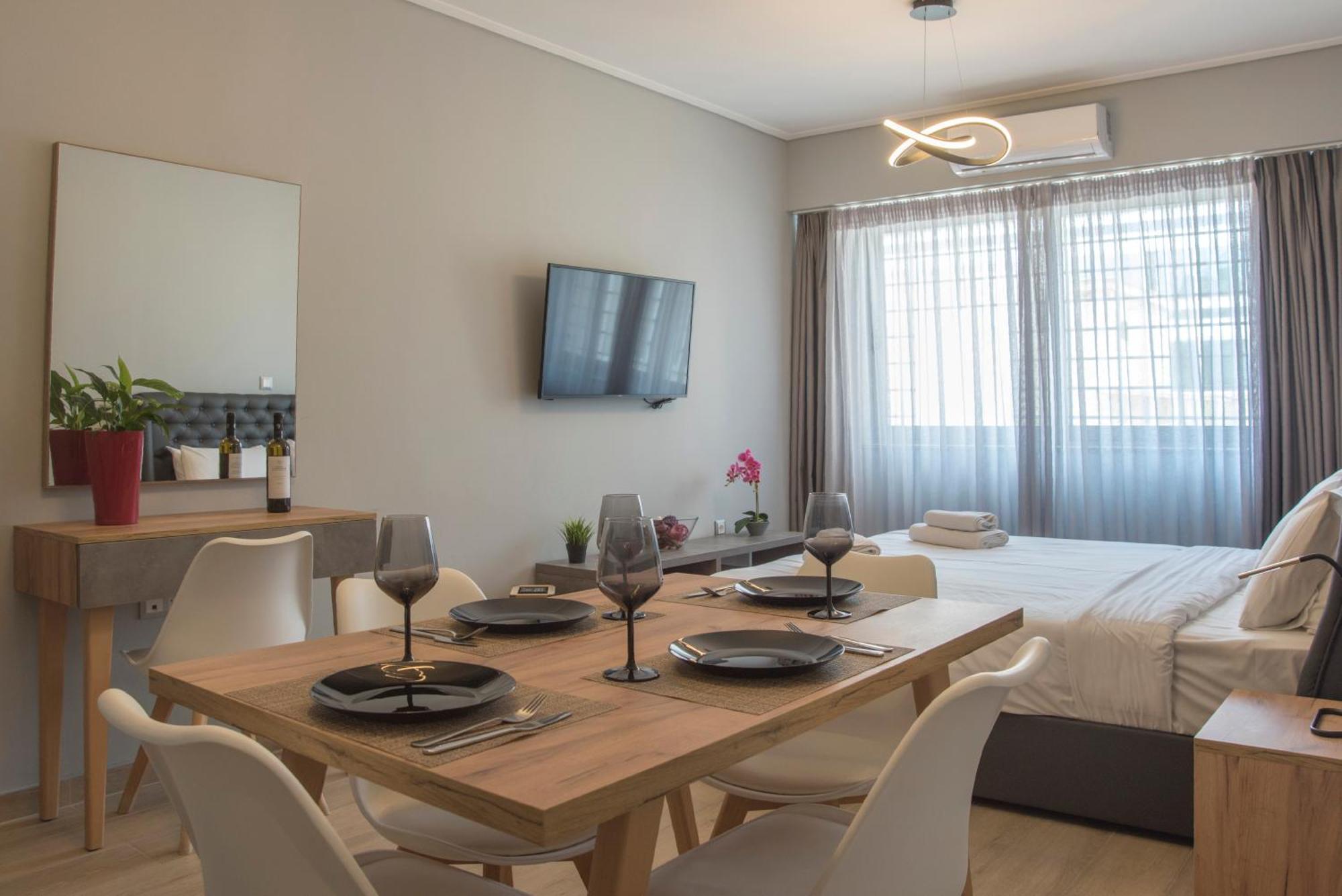 Amazing Apartments @ Aiolou Str. Афины Экстерьер фото